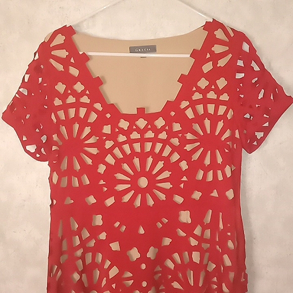 Womens Garcia Red cut out overlay detail, with nude color underneath, size L - Picture 3 of 7